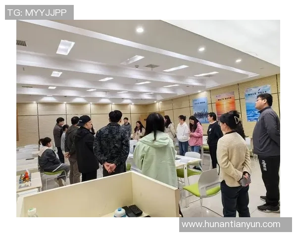 阿布扎比与扎巴汉的对决分析及双方实力对比探讨